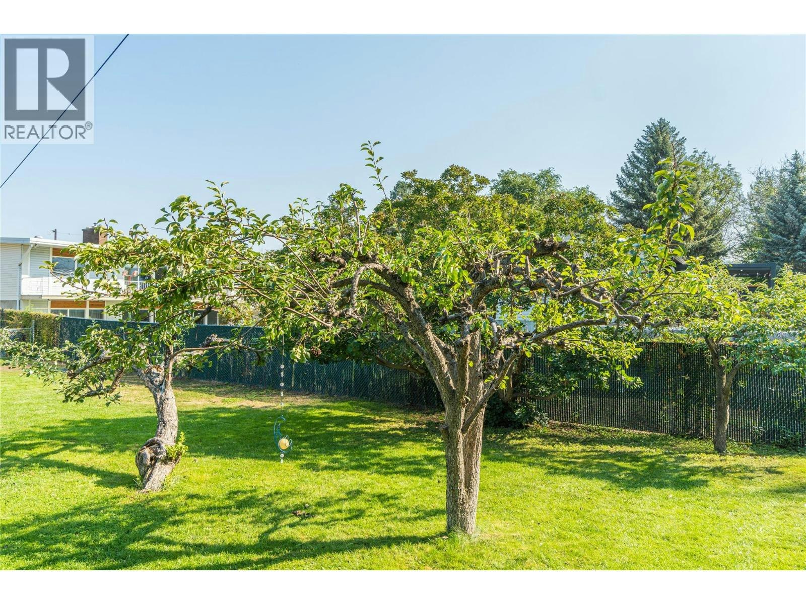 2215 Barbara Avenue, Kamloops, BC, V2B 4J4 - 57