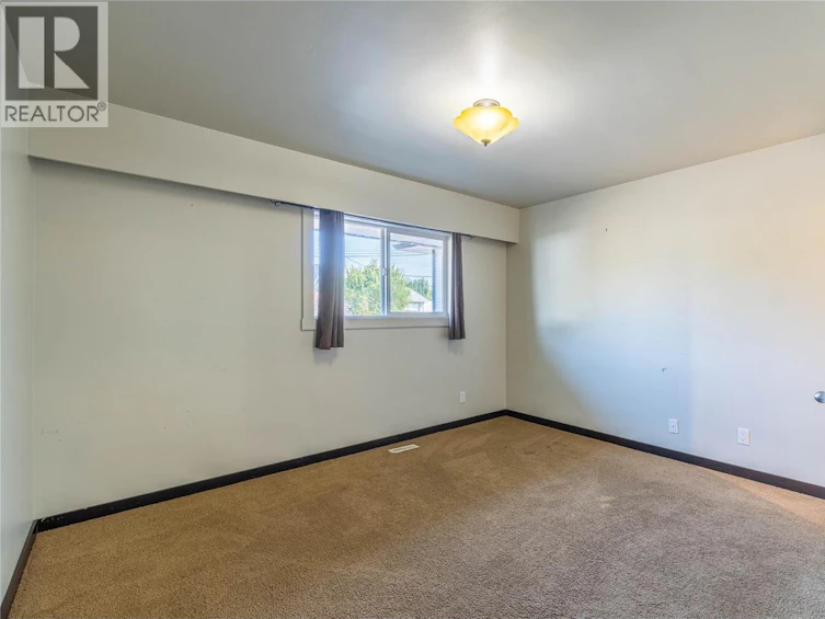 2215 Barbara Avenue, Kamloops, BC, V2B 4J4 - 25