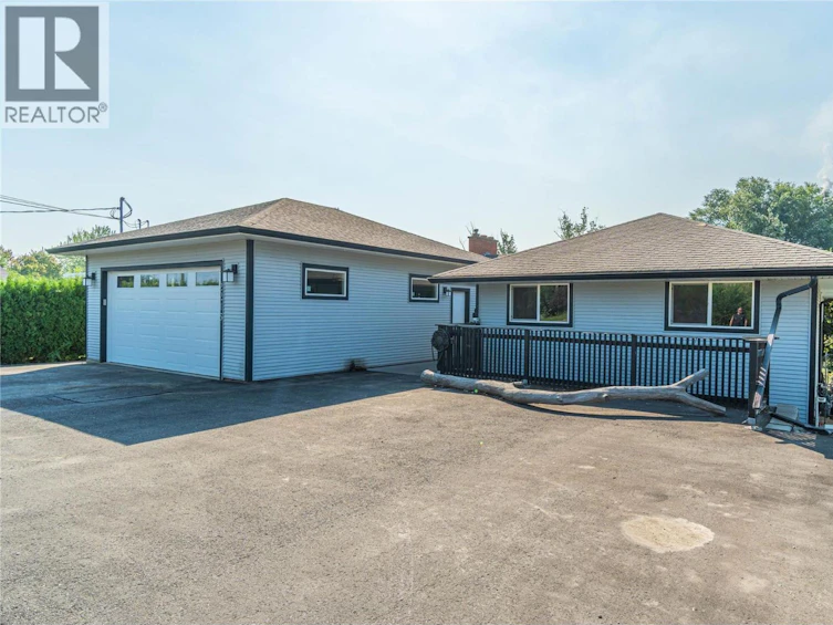 2215 Barbara Avenue, Kamloops, BC, V2B 4J4 - 10