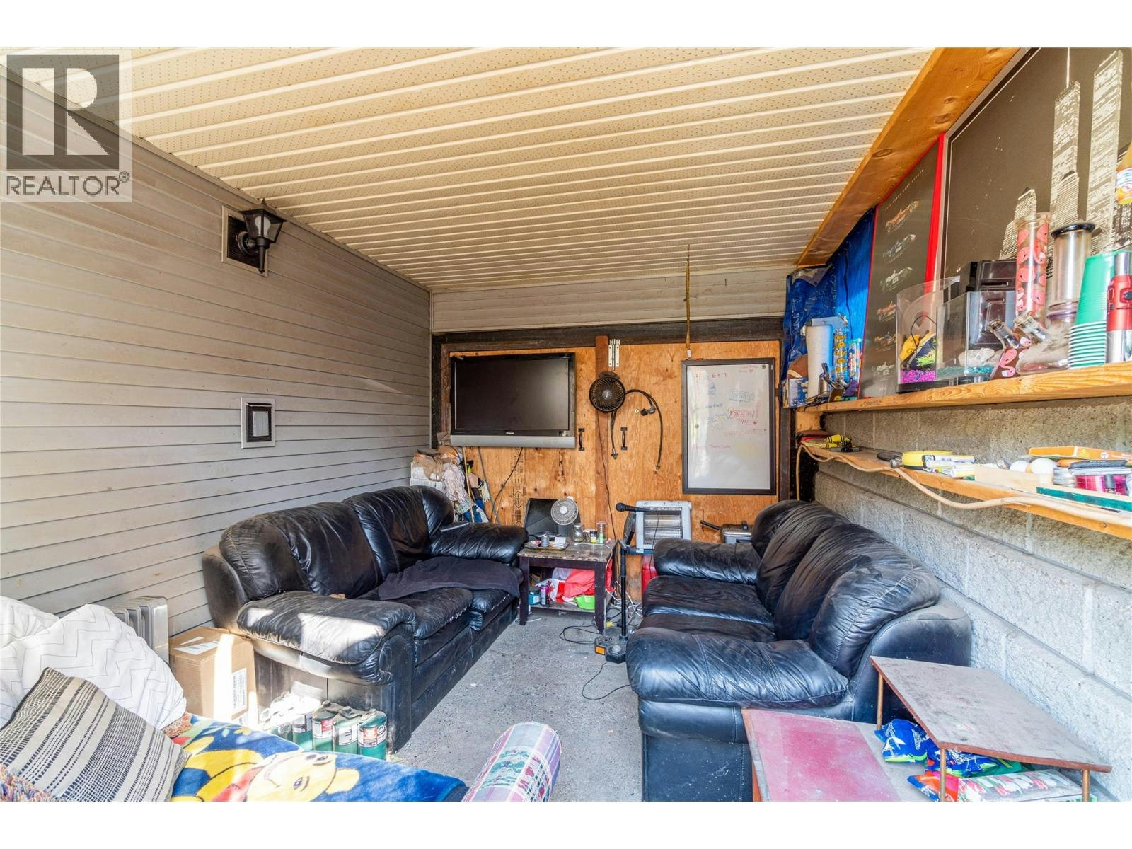 2215 Barbara Avenue, Kamloops, BC, V2B 4J4 - 45