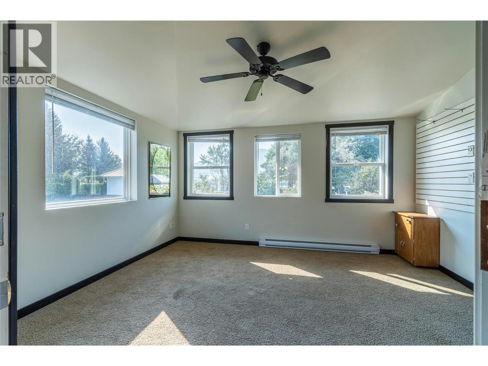 2215 Barbara Avenue, Kamloops, BC, V2B 4J4 - 14