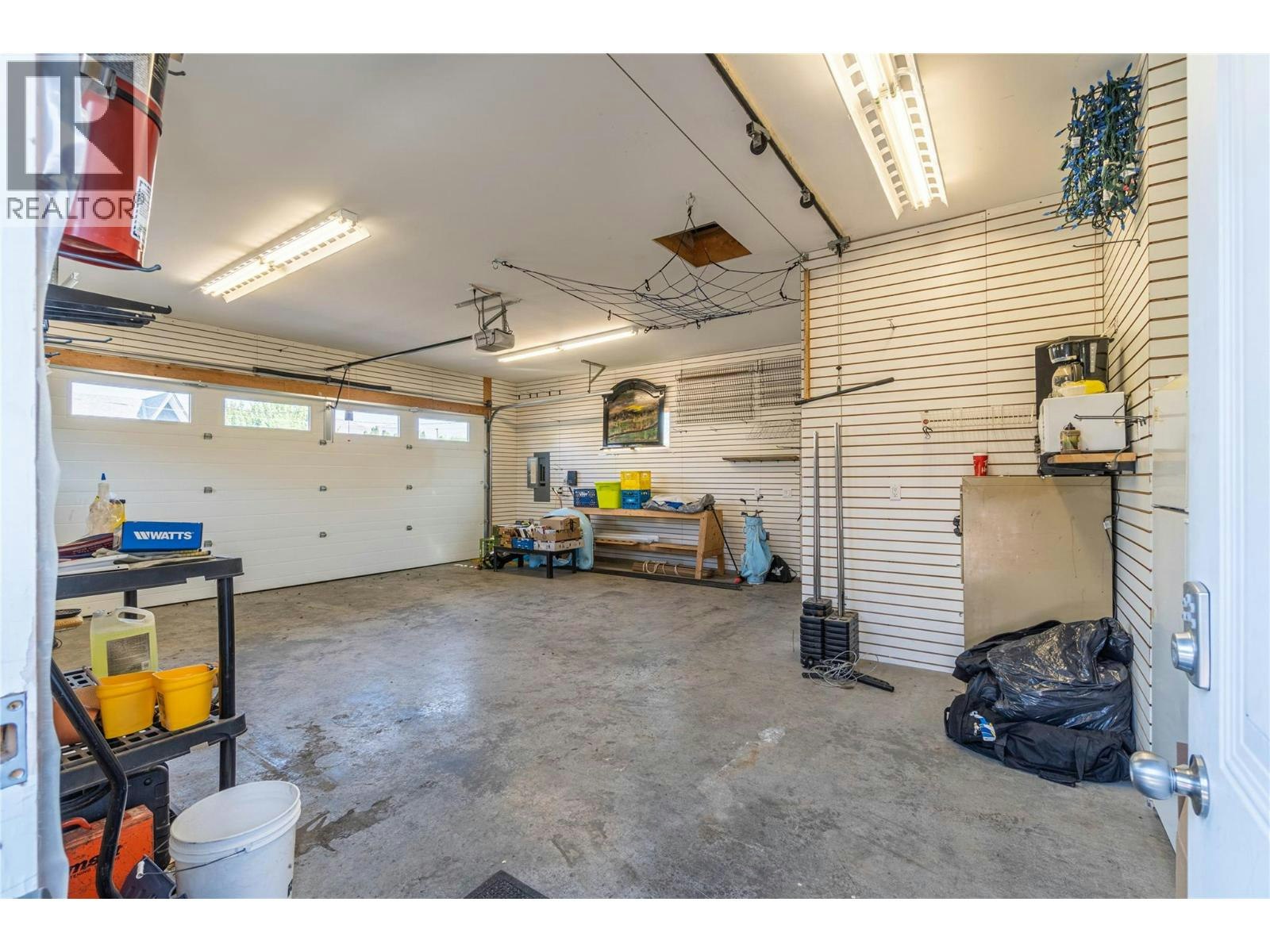2215 Barbara Avenue, Kamloops, BC, V2B 4J4 - 65