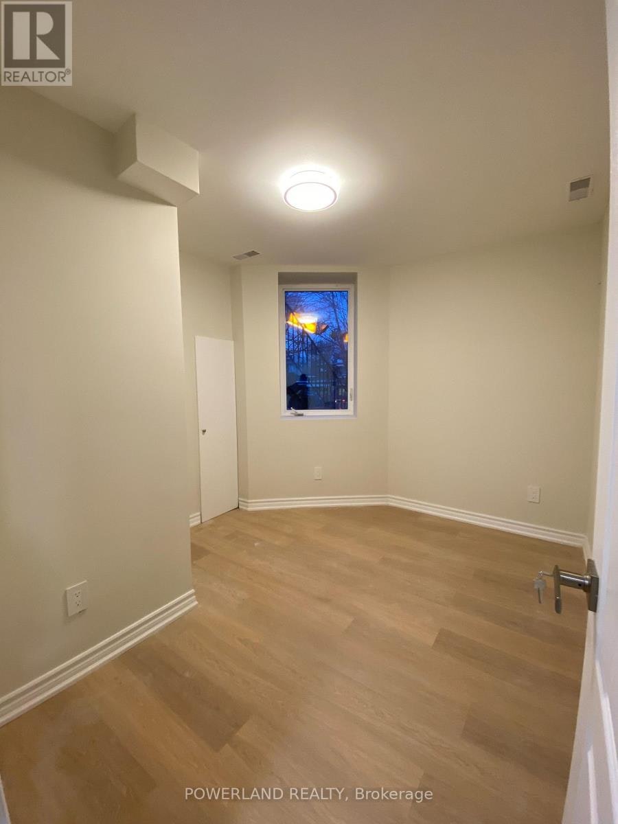 BSMT-2 St Annes Road, Toronto, ON, M6J 2C1 - 7