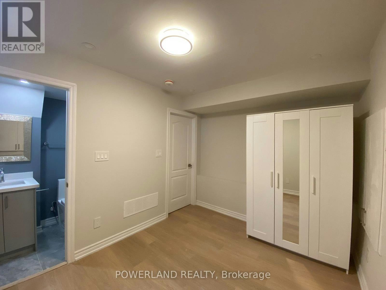 BSMT-2 St Annes Road, Toronto, ON, M6J 2C1 - 8