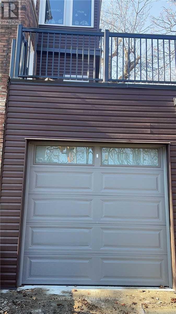 BSMT-2 St Annes Road, Toronto, ON, M6J 2C1 - 2