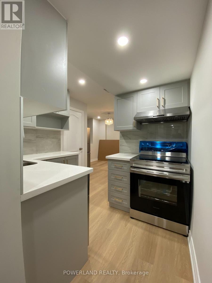 BSMT-2 St Annes Road, Toronto, ON, M6J 2C1 - 5