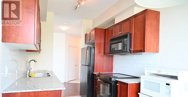 405-1359 Rathburn Road E, Mississauga, ON, L4W 5P7 - 10