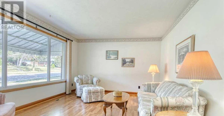 581 Gibbons Street, Oshawa, ON, L1J 4Z7 - 11