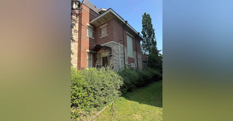 49 Montclair Avenue, Toronto, ON, M5P 1P5 - 2