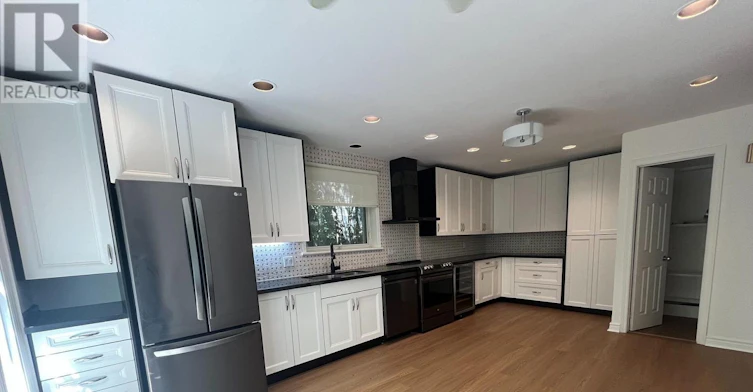 32 Heathview Avenue, Toronto, ON, M2K 2C1 - 30