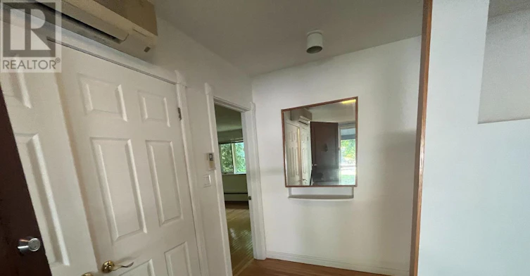 32 Heathview Avenue, Toronto, ON, M2K 2C1 - 4