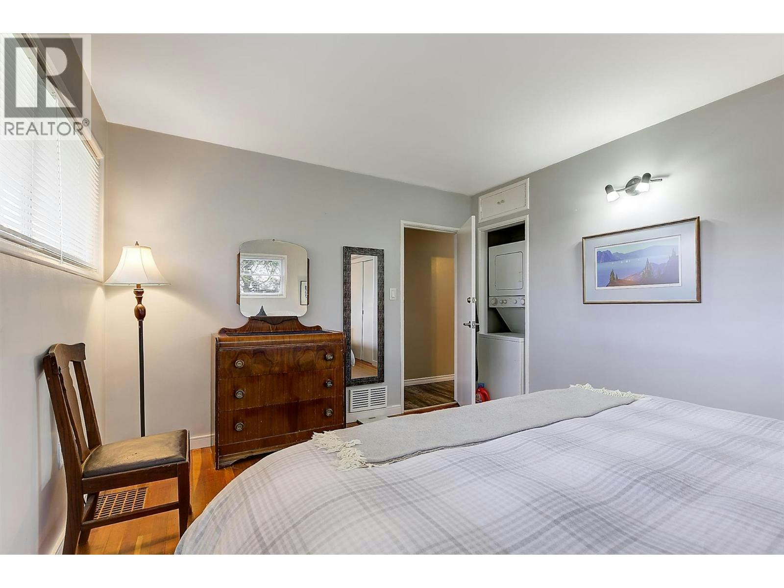 1040 Laurier Avenue, Kelowna, BC, V1Y 6B1 - 19