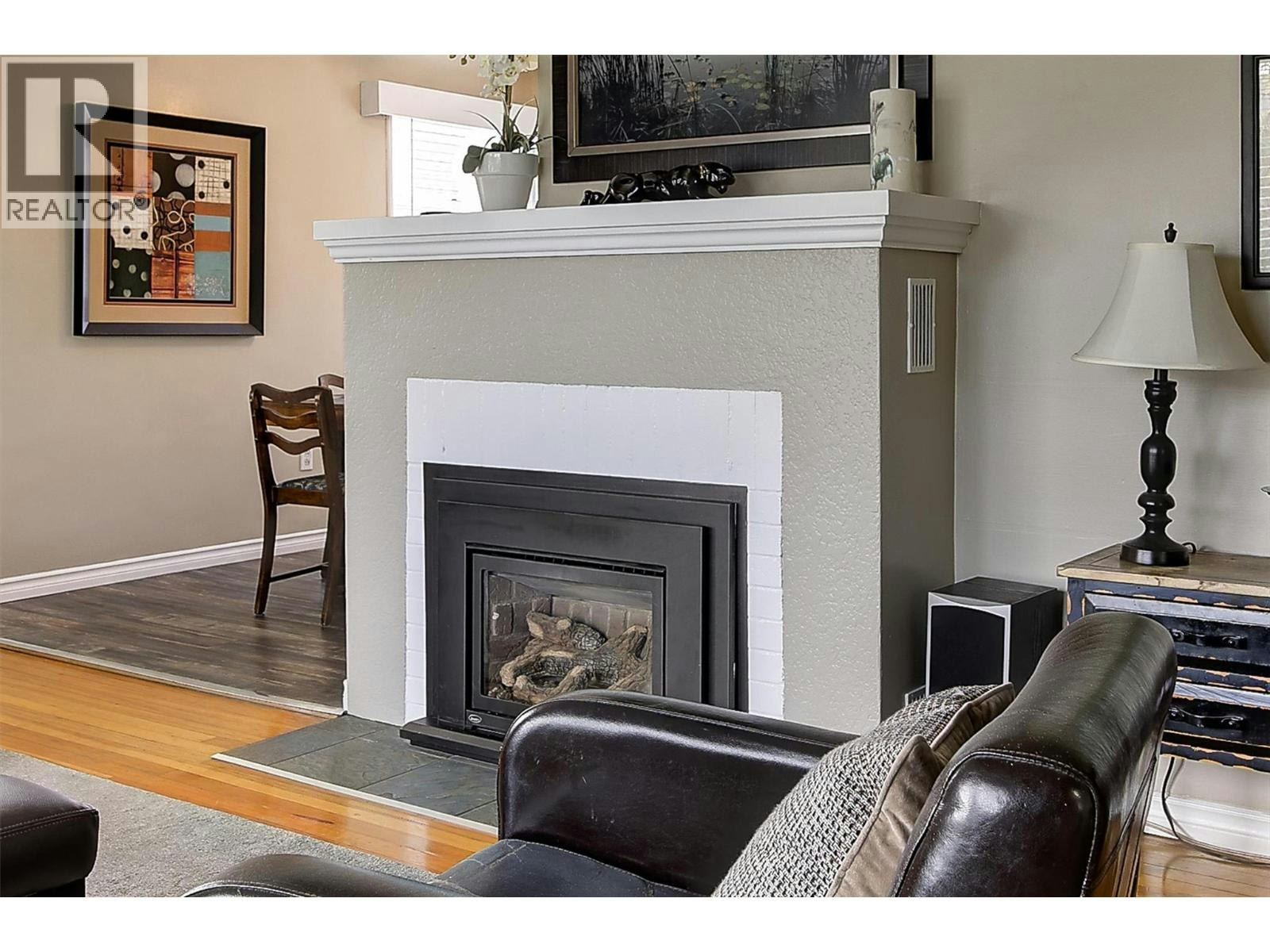 1040 Laurier Avenue, Kelowna, BC, V1Y 6B1 - 8