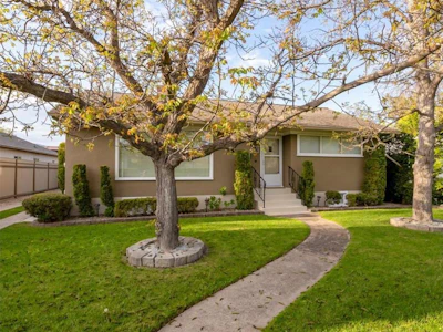 1040 Laurier Avenue - 5