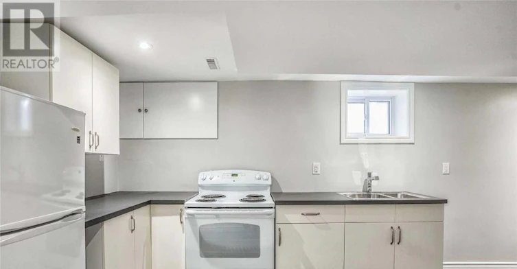 BASEMEN-401 Crawford Street, Toronto, ON, M6J 2W1 - 6