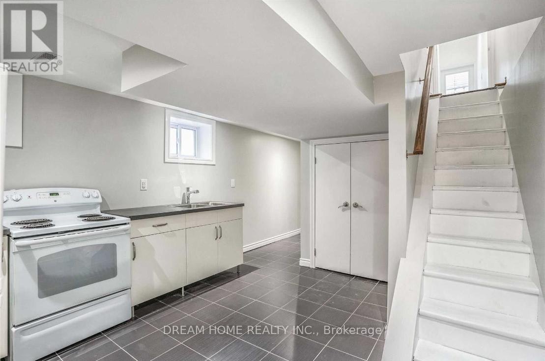 BASEMEN-401 Crawford Street, Toronto, ON, M6J 2W1 - 5