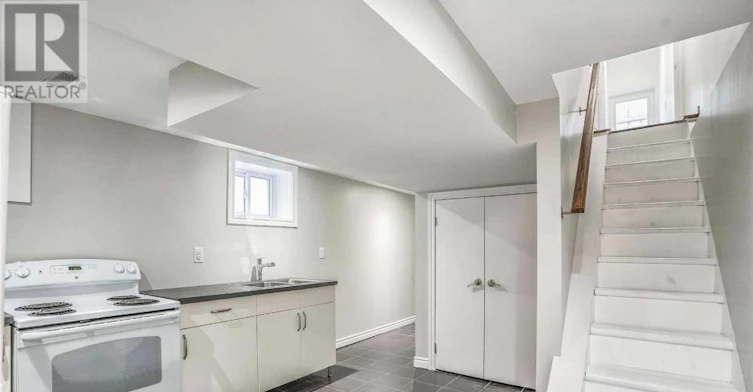 BASEMEN-401 Crawford Street, Toronto, ON, M6J 2W1 - 5