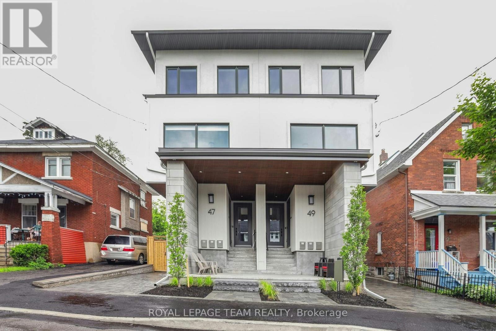 3-49 Grosvenor Avenue, Ottawa, ON, K1S 4S1