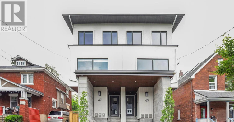 3-49 Grosvenor Avenue, Ottawa, ON, K1S 4S1