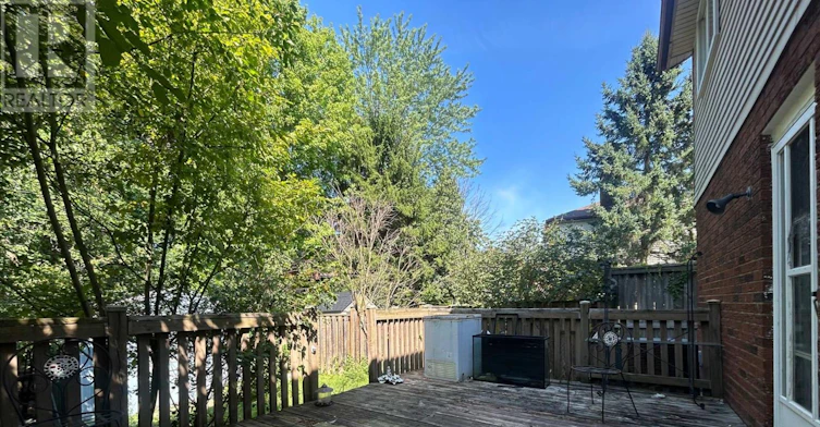 67 Walmer Gardens, London, ON, N6G 4H5 - 37
