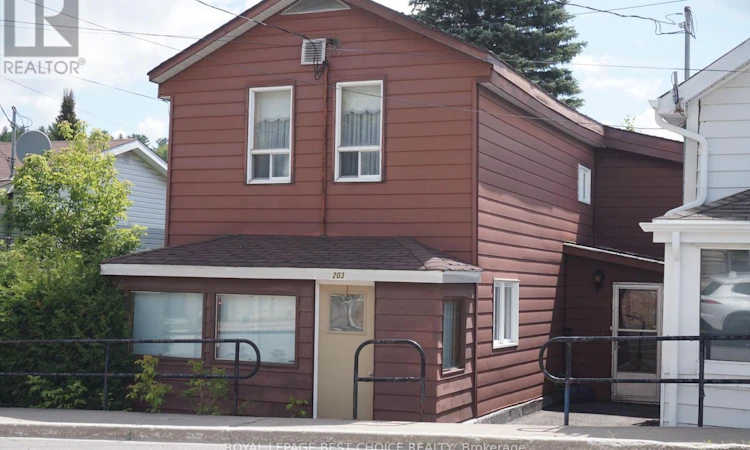 203 Lang Street