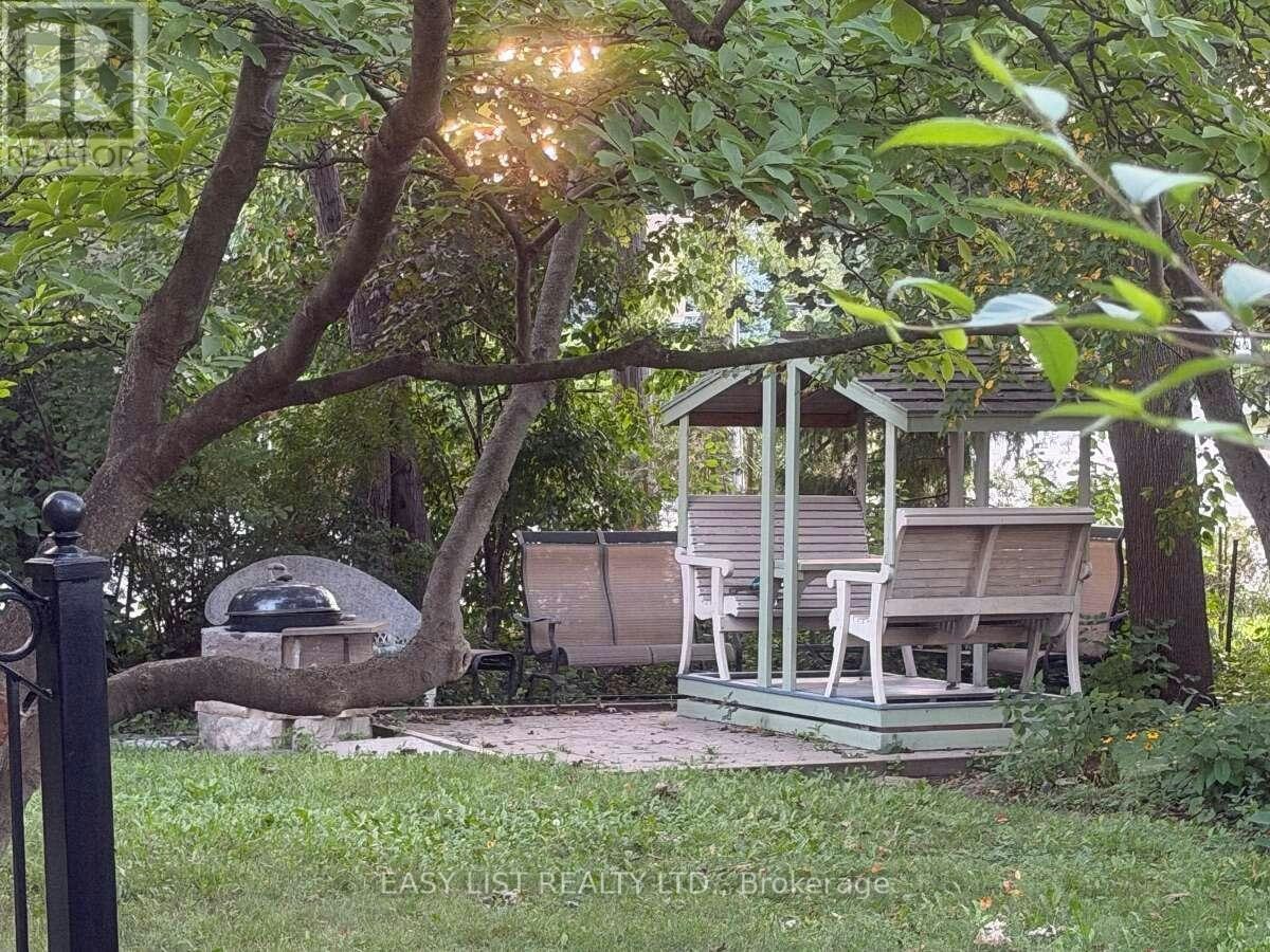 205 Ridley Boulevard, Toronto, ON, M5M 3M4 - 36
