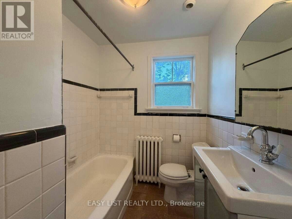 205 Ridley Boulevard, Toronto, ON, M5M 3M4 - 33