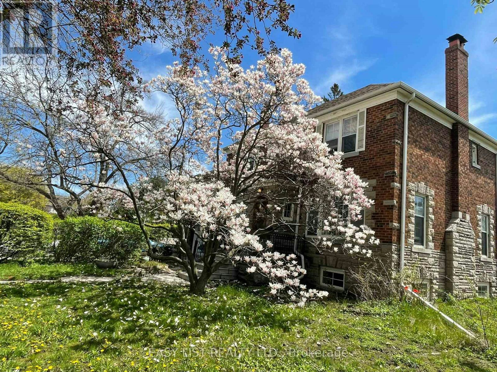 205 Ridley Boulevard, Toronto, ON, M5M 3M4 - 7