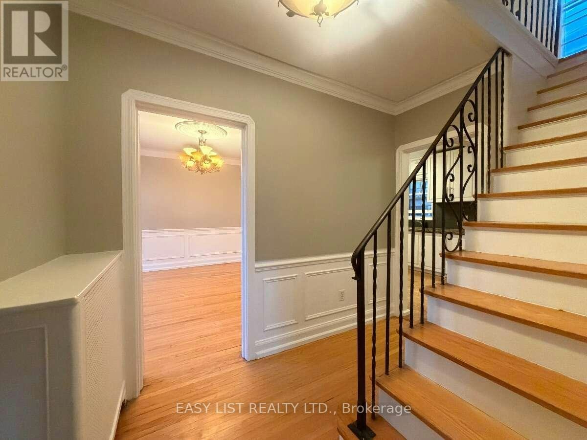 205 Ridley Boulevard, Toronto, ON, M5M 3M4 - 21