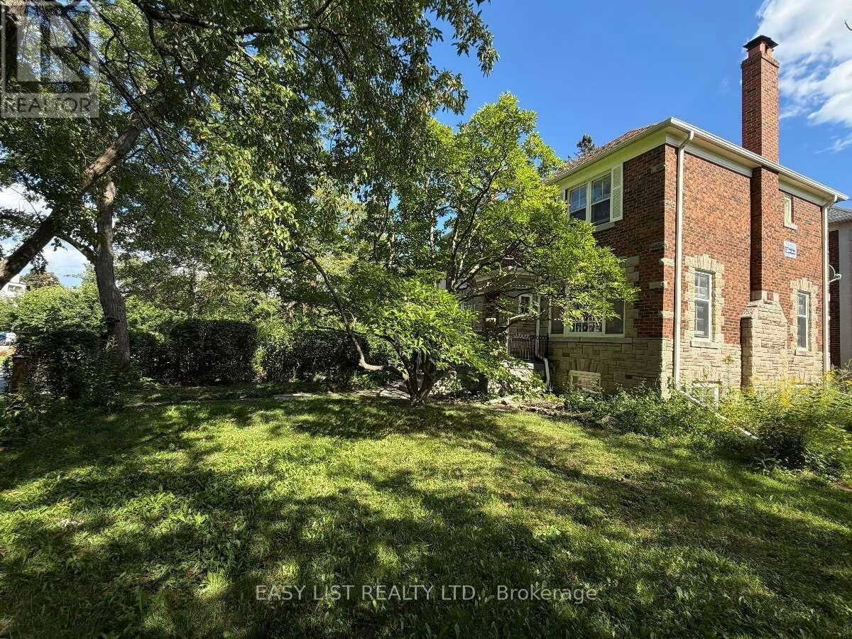 205 Ridley Boulevard, Toronto, ON, M5M 3M4 - 9