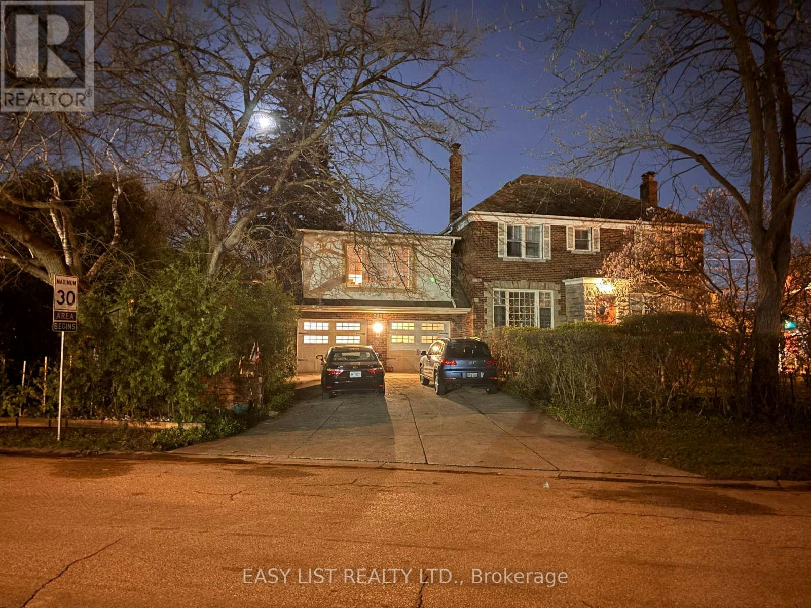 205 Ridley Boulevard, Toronto, ON, M5M 3M4 - 5