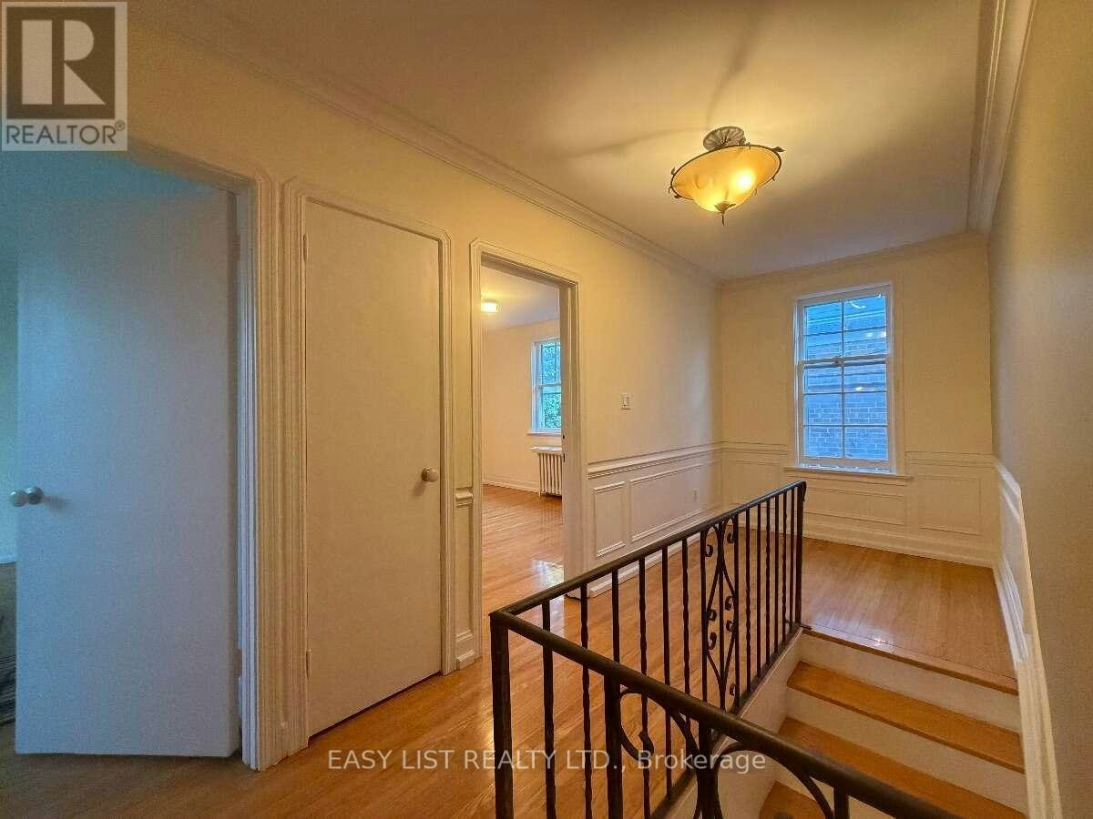 205 Ridley Boulevard, Toronto, ON, M5M 3M4 - 26