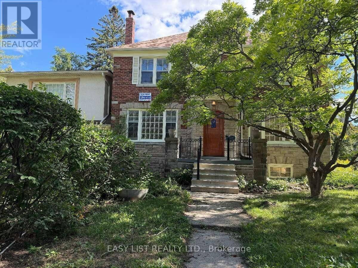 205 Ridley Boulevard, Toronto, ON, M5M 3M4 - 3