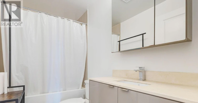 319-100 Eagle Rock Way, Vaughan, ON, L6A 5B9 - 39
