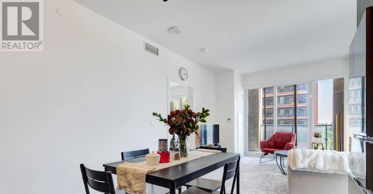 319-100 Eagle Rock Way, Vaughan, ON, L6A 5B9 - 14