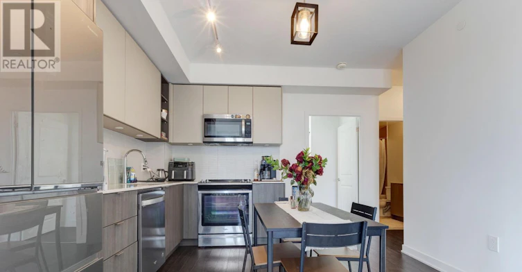 319-100 Eagle Rock Way, Vaughan, ON, L6A 5B9 - 26