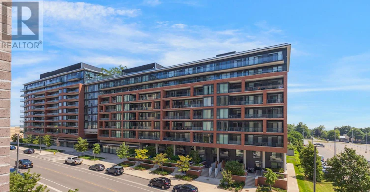 319-100 Eagle Rock Way, Vaughan, ON, L6A 5B9 - 3