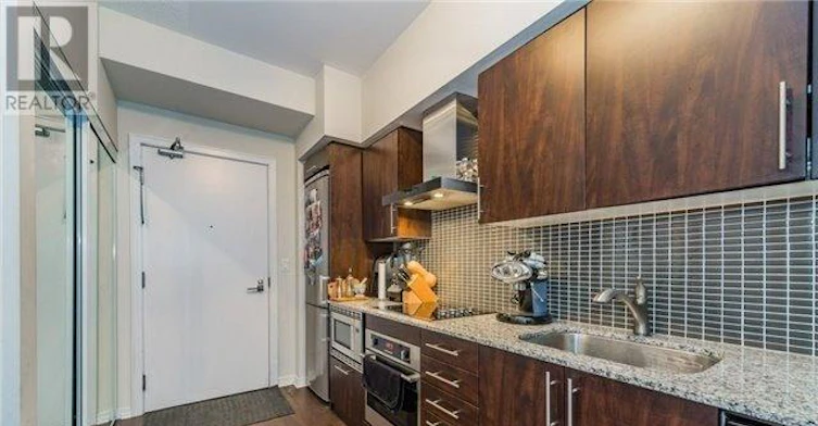 2020-352 Front Street W, Toronto, ON, M5V 1B5 - 3