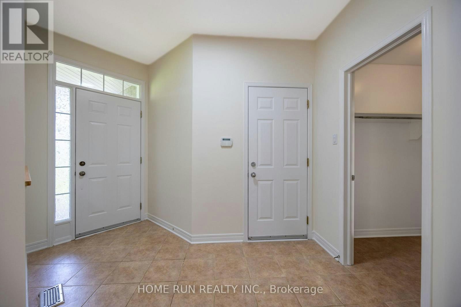 281 Goldridge Drive, Ottawa, ON, K2T 1H4 - 4