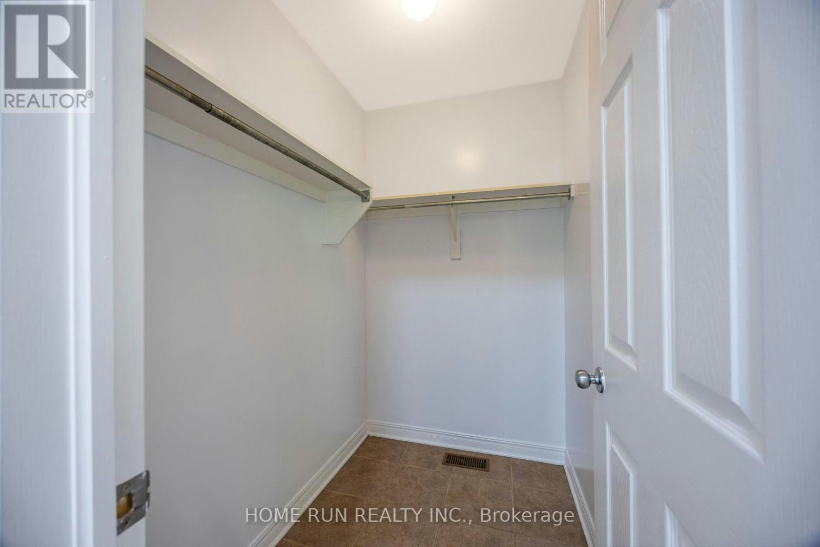 281 Goldridge Drive, Ottawa, ON, K2T 1H4 - 5