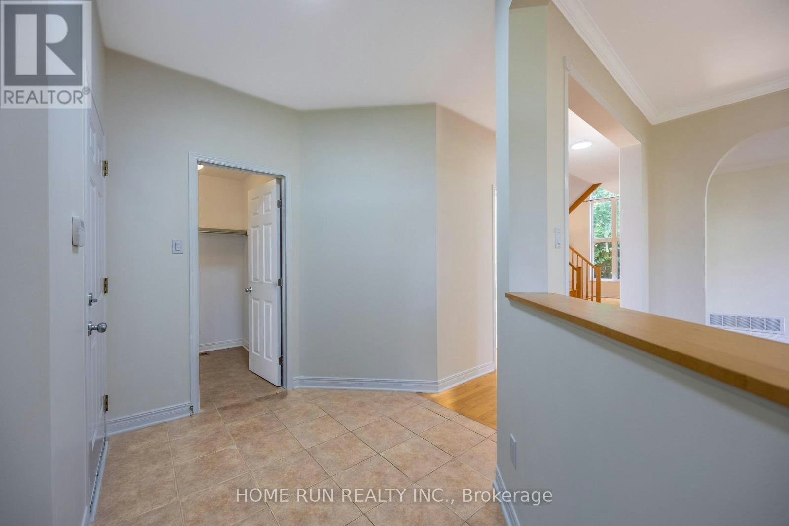 281 Goldridge Drive, Ottawa, ON, K2T 1H4 - 3