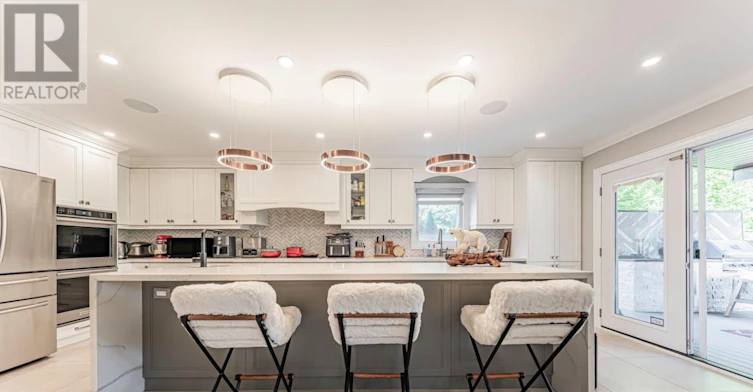 UPPER HALF-1588 Stationmaster Lane, Oakville, ON, L6M 3A9 - 11