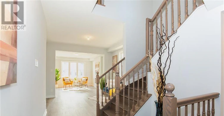 212 Ormiston Crescent, Manotick, ON, K2J 7E3 - 2