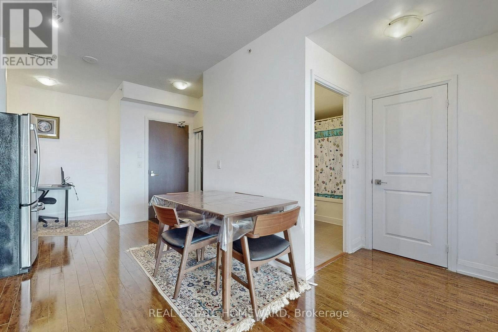 2430-7161 Yonge Street, Vaughan, ON, L3T 0C8 - 17