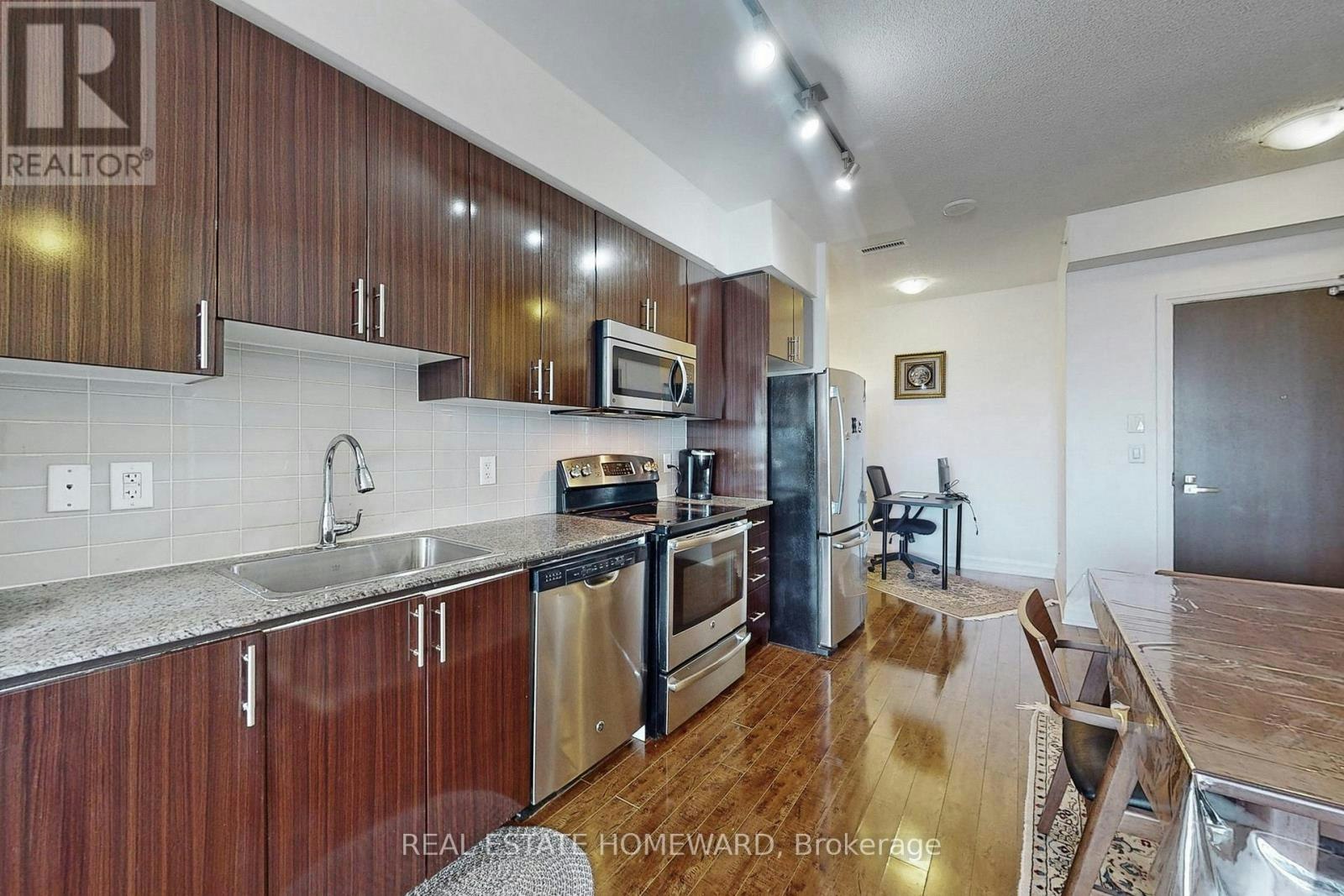2430-7161 Yonge Street, Vaughan, ON, L3T 0C8 - 12