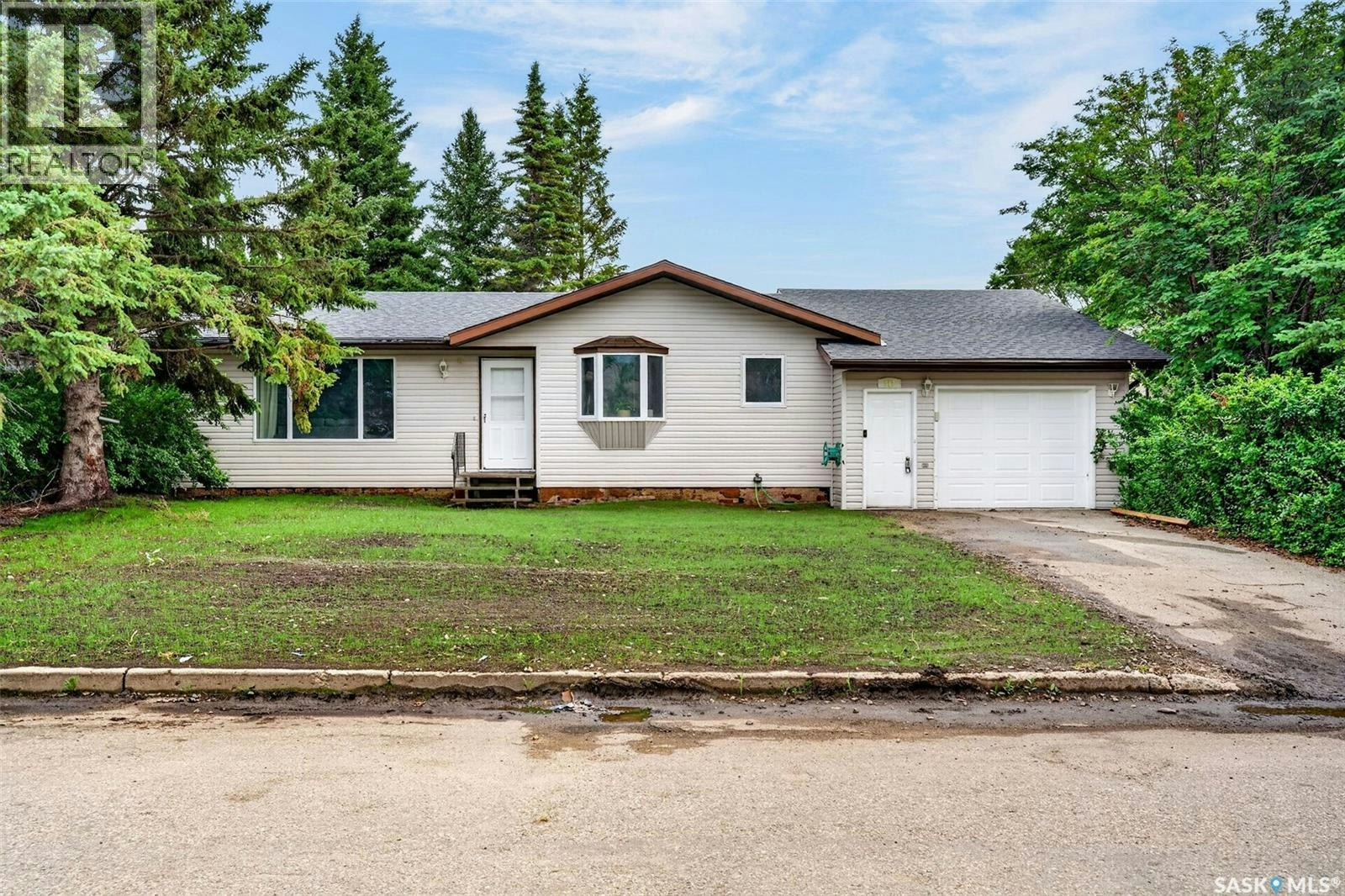 912 Portage Drive, Wadena, SK, S0A 4J0