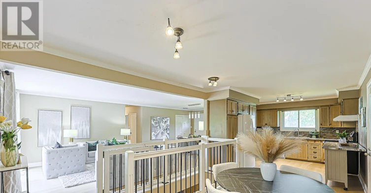 7 Robmar Street, Whitby, ON, L1M 1T8 - 9