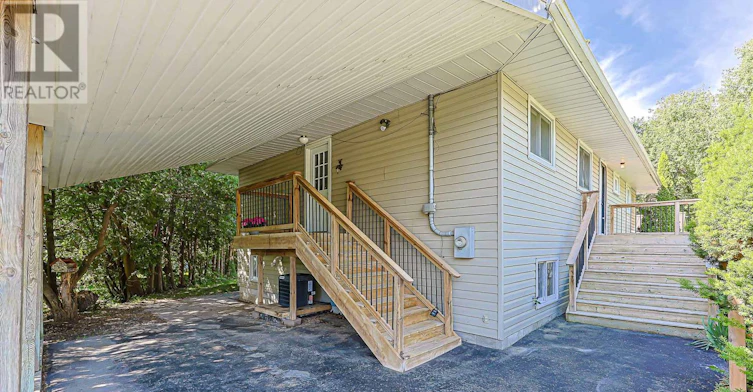 7 Robmar Street, Whitby, ON, L1M 1T8 - 3