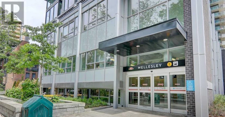 1206-17 Dundonald Street, Toronto, ON, M4Y 0E4 - 3