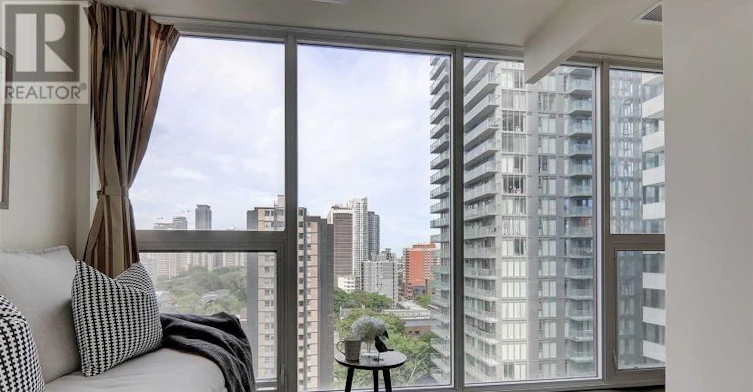 1206-17 Dundonald Street, Toronto, ON, M4Y 0E4 - 12